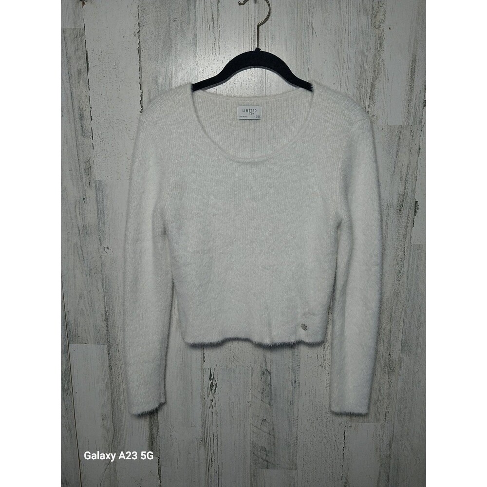 Limited Too Soft White Ling Sleeve Sweater Size Large